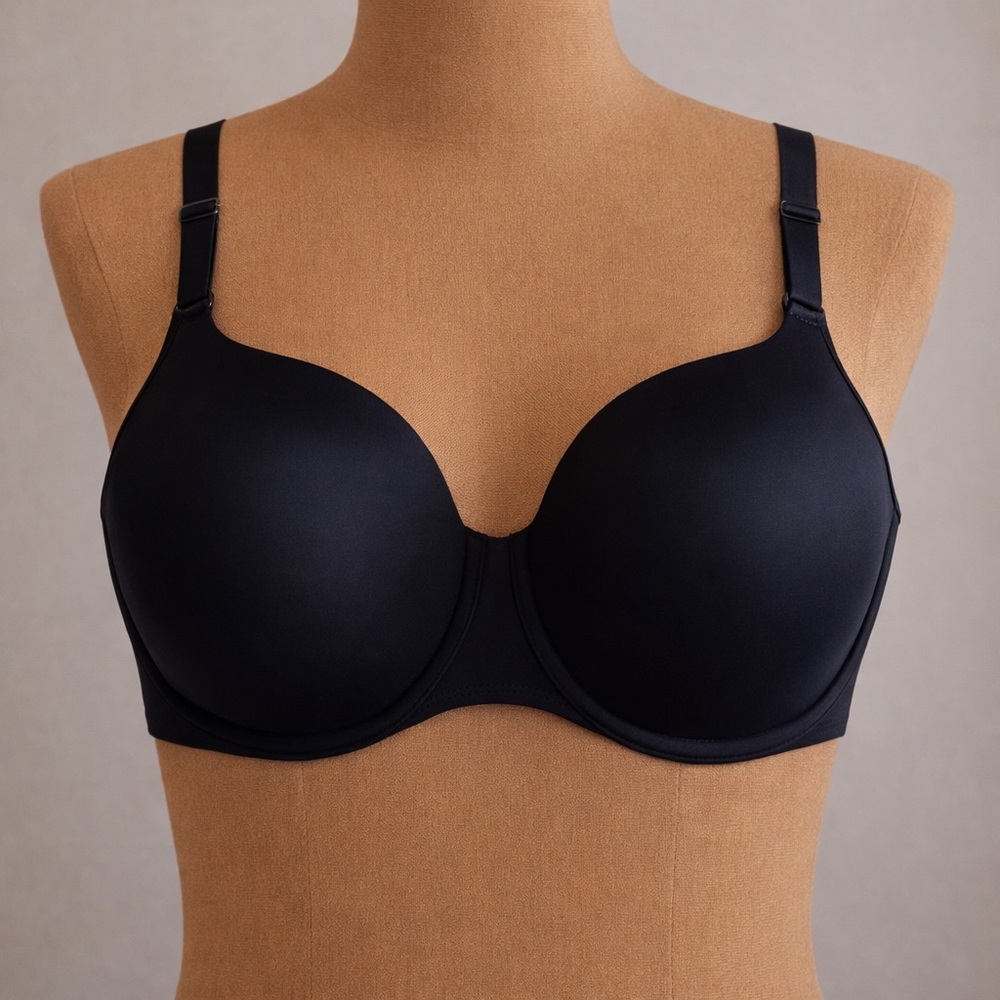Body by Victoria IPEX Black Seamless T-Shirt Bra with Adjustable Straps